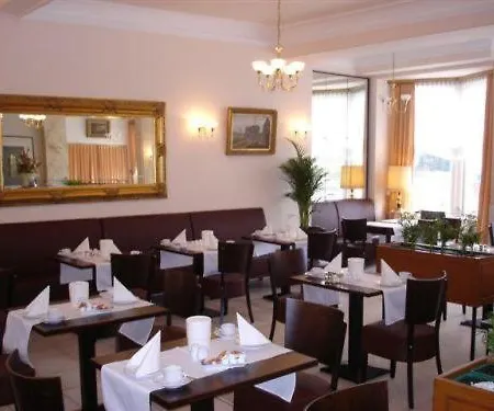 Rhein-hotel Hotel 2*