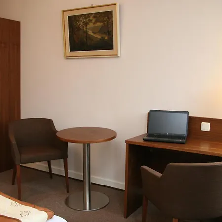 Rhein-hotel Άντερναχ