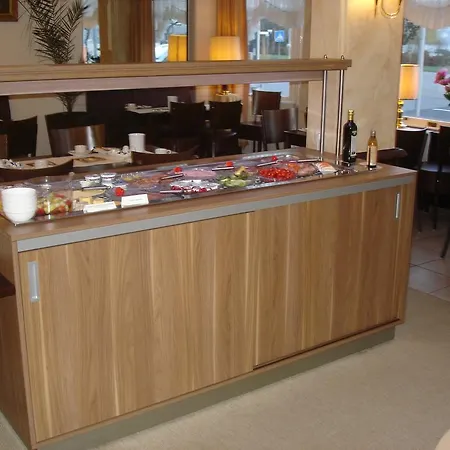 Rhein-hotel 2* Άντερναχ