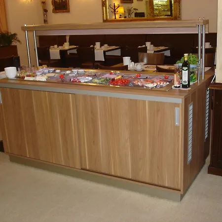 Rhein-hotel Ξενοδοχείο 2*