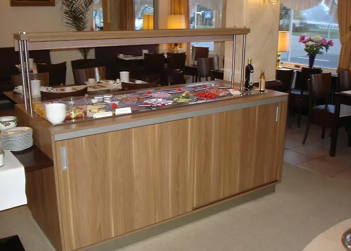 Rhein-hotel 2* Άντερναχ