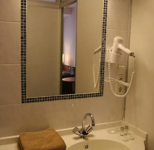 Rhein-hotel Hotel 2*